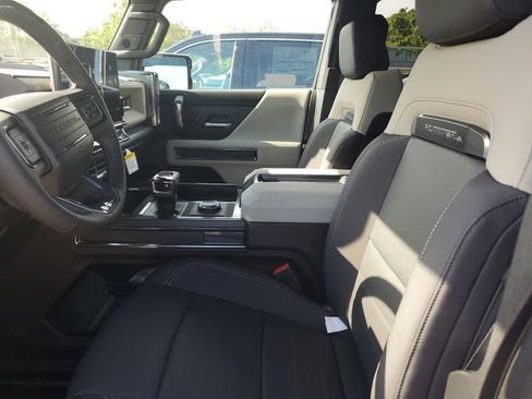 New 2026 GMC Hummer EV 4x4 Crew Cab image 20
