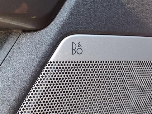 Used 2023 Ford F150 Lariat w/ Equipment Group 502A High image 31