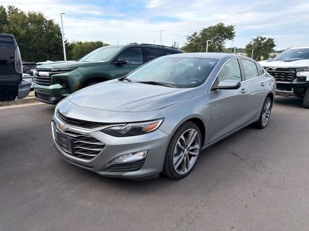 Used 2025 Chevrolet Malibu LT FWD image 6