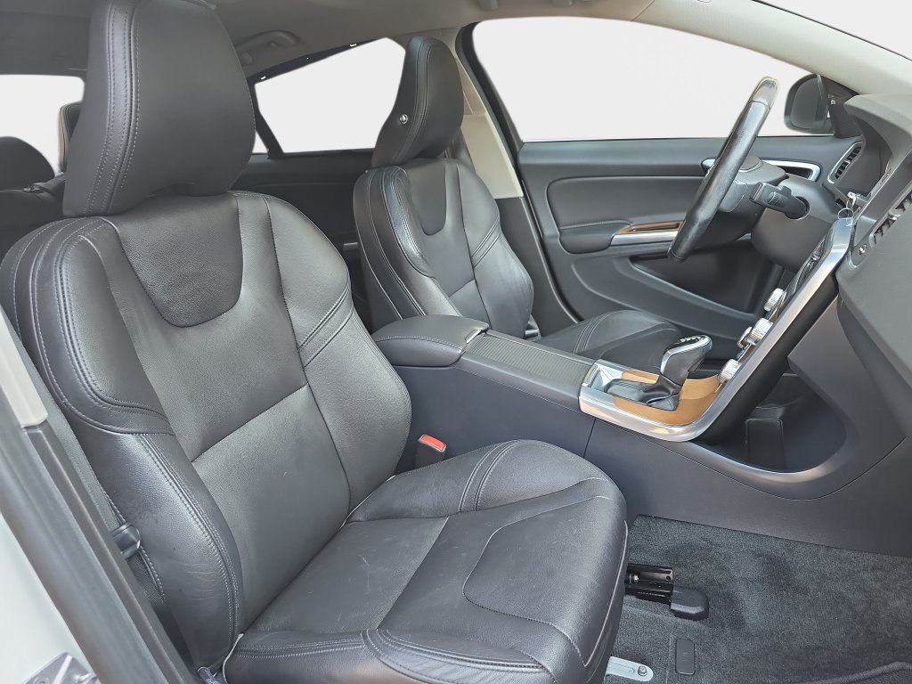 Used 2016 Volvo S60 T5 Premier AWD/4WD image 12