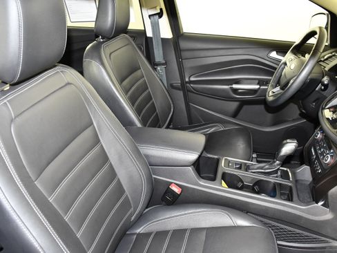 Used 2018 Ford Escape Titanium w/ Ford Safe & Smart Package AWD/4WD image 42