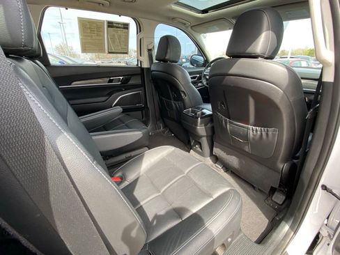 Used 2021 Kia Telluride SX image 27