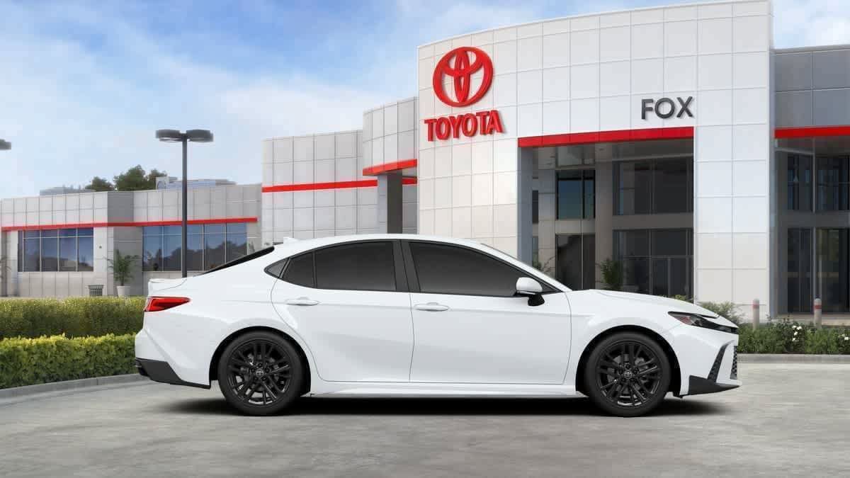 New 2026 Toyota Camry SE FWD image 12