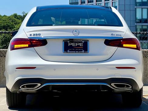 Used 2023 Mercedes-Benz E 350 4MATIC Sedan image 6