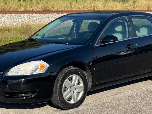 Used 2008 Chevrolet Impala LS image 3