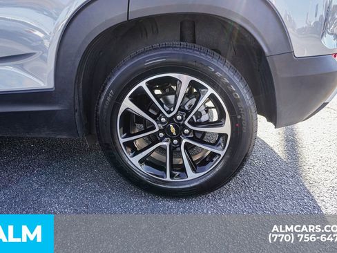 Used 2025 Chevrolet TrailBlazer LT image 16