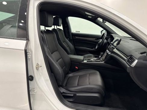 Used 2019 Honda Accord Sport image 45