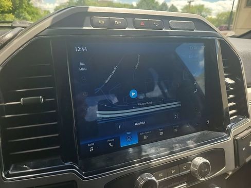 Used 2022 Ford F350 Lariat w/ Black Appearance Package AWD/4WD image 39