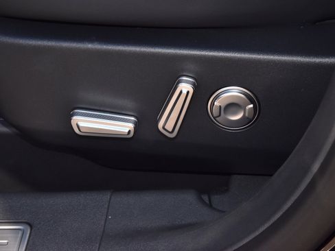 New 2026 Lincoln Nautilus Premier w/ Equipment Group 102A image 37