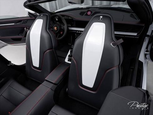 Used 2026 Porsche 911 GTS image 40