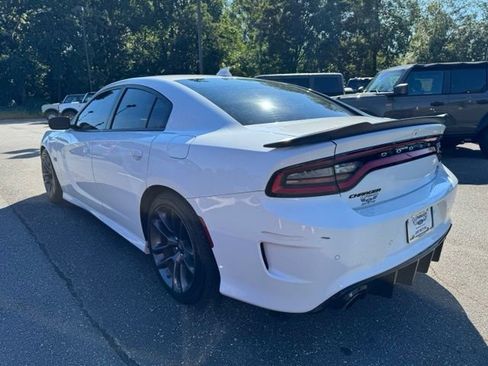 Used 2023 Dodge Charger Scat Pack w/ Plus Group RWD image 6