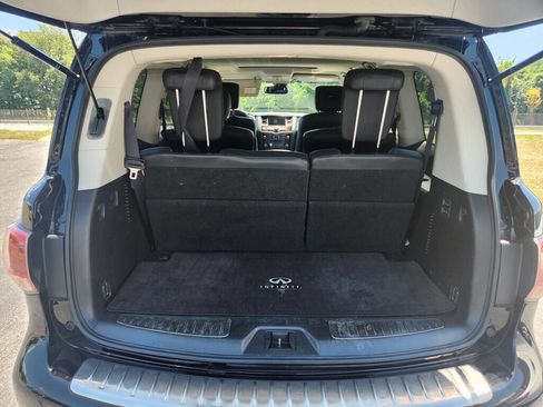 Used 2013 INFINITI QX56 4WD w/ Deluxe Touring Pkg image 16