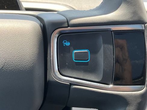 Used 2025 Ford Expedition Active AWD/4WD image 19