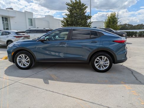 Used 2024 Buick Envista Preferred w/ Convenience II Package image 7