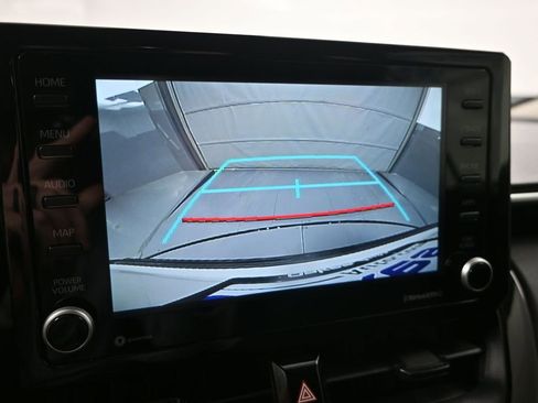 Used 2022 Toyota Corolla Cross LE FWD image 19