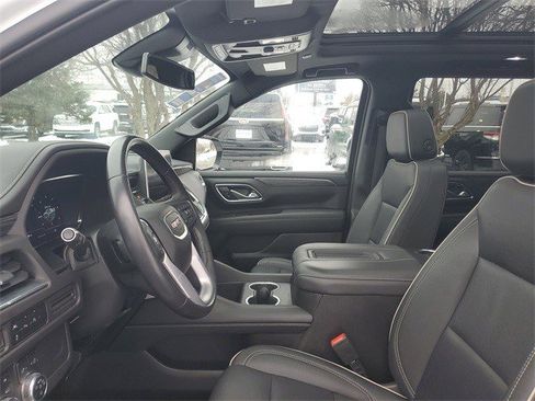Certified 2023 GMC Yukon SLT image 16