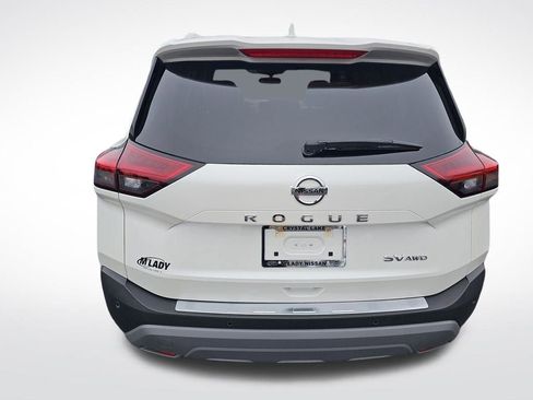 Used 2021 Nissan Rogue SV w/ Premium Package image 23