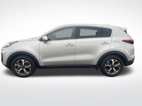Used 2020 Kia Sportage LX image 8