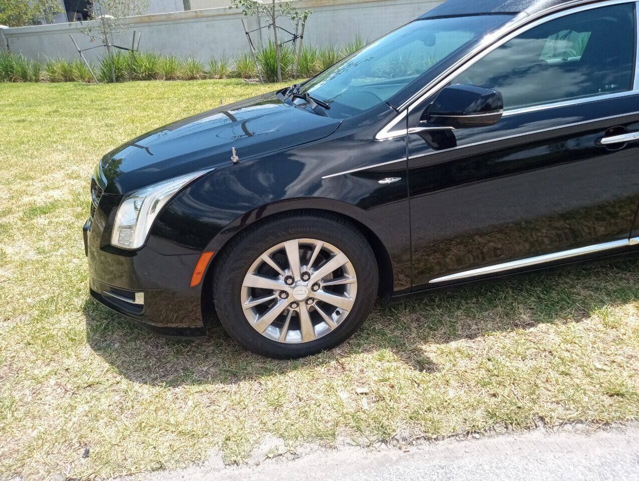 Used 2017 Cadillac XTS FWD image 9