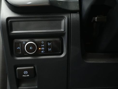 Used 2024 Ford F150 STX image 11