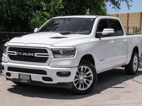 Used 2023 RAM 1500 Laramie AWD/4WD image 11