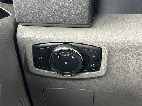 Used 2022 Ford F250 XL w/ Power Equipment Group image 24