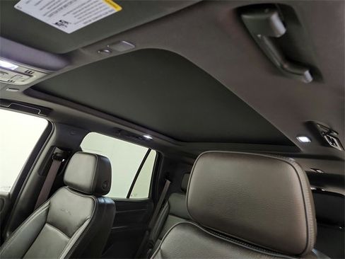 Used 2023 GMC Yukon Denali image 19