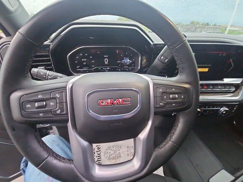 Used 2024 GMC Sierra 1500 Elevation AWD/4WD image 17