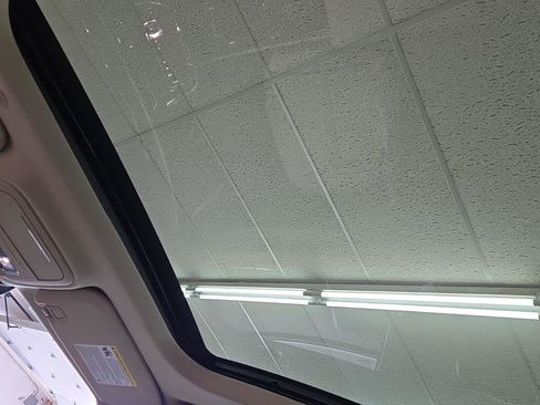 New 2026 Lincoln Corsair Premiere image 8