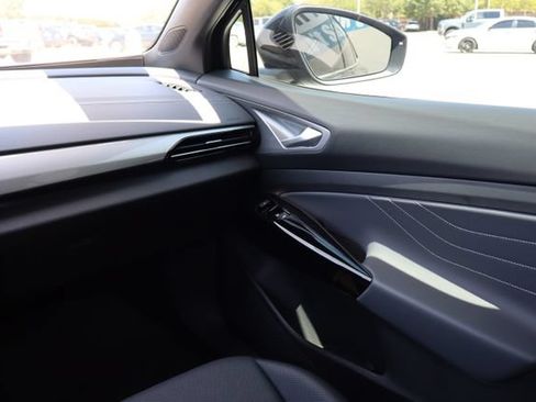 Used 2025 Volkswagen ID.4 Pro S RWD image 9