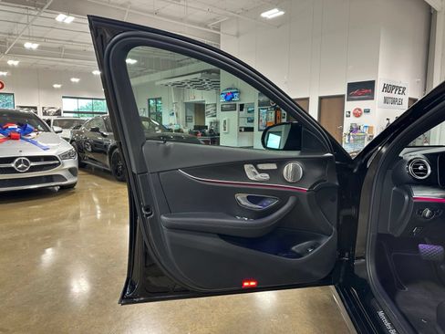 Used 2022 Mercedes-Benz E 350 Sedan image 10