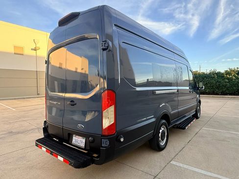 Used 2019 Ford Transit 250 148 High Roof Extended RWD image 5