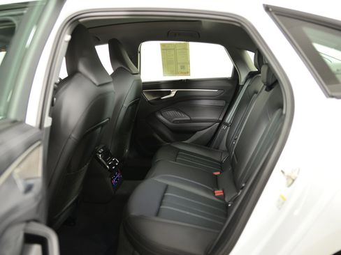 New 2026 Audi A6 Premium Plus AWD/4WD image 11