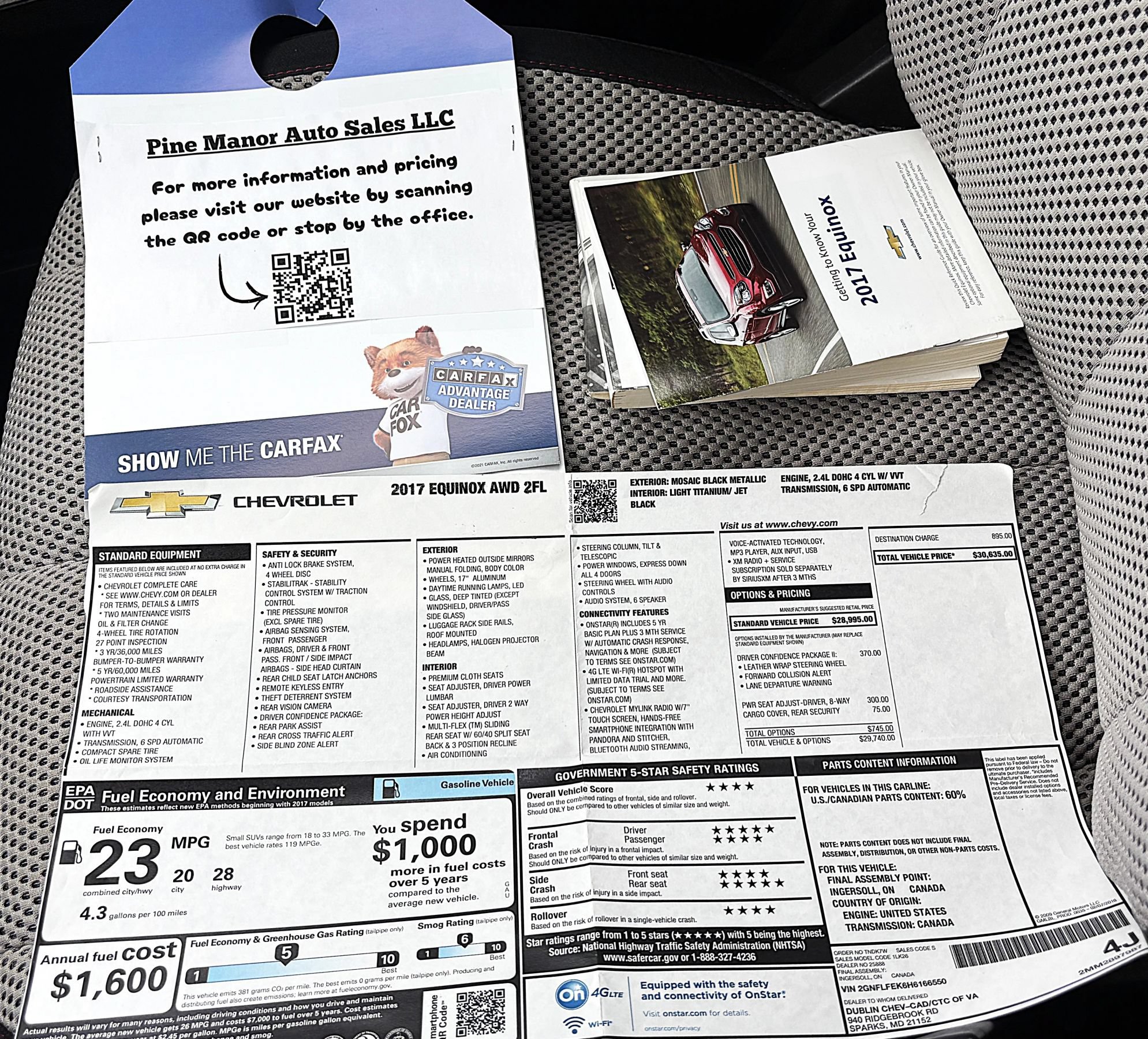 Used 2017 Chevrolet Equinox LT w/ Driver Confidence Package II AWD/4WD image 25