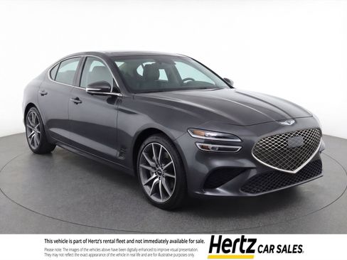Used 2025 Genesis G70 2.5T image 1
