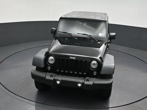 Used 2018 Jeep Wrangler Unlimited Sport S AWD/4WD image 22