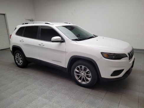 Used 2019 Jeep Cherokee Latitude Plus w/ Comfort/Convenience Group image 11