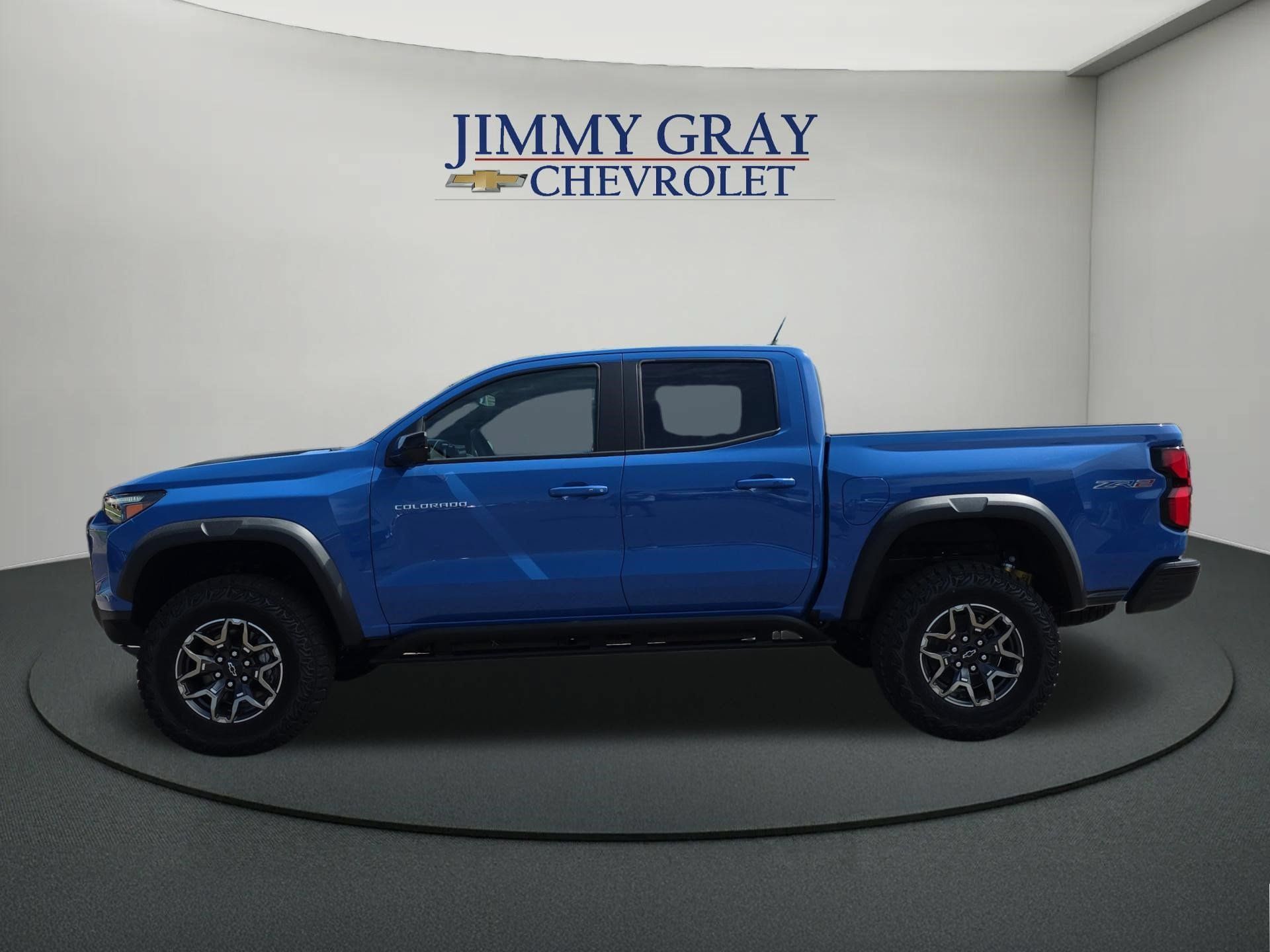 New 2026 Chevrolet Colorado ZR2 w/ Technology Package AWD/4WD image 2