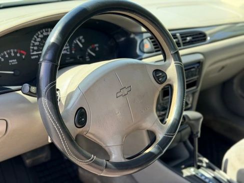 Used 2003 Chevrolet Malibu V6 w/ Preferred Equipment Group 1 FWD image 6