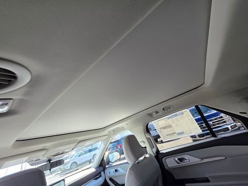 New 2026 Ford Explorer Active image 50