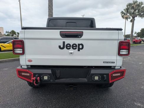 Used 2021 Jeep Gladiator Sport AWD/4WD image 5