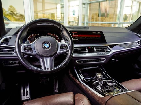 Used 2020 BMW X7 xDrive40i w/ M Sport Package image 16