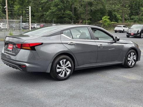 Certified 2025 Nissan Altima 2.5 S FWD image 5