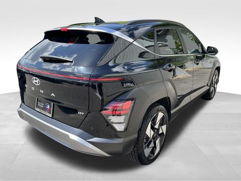 Used 2024 Hyundai Kona Limited FWD image 5