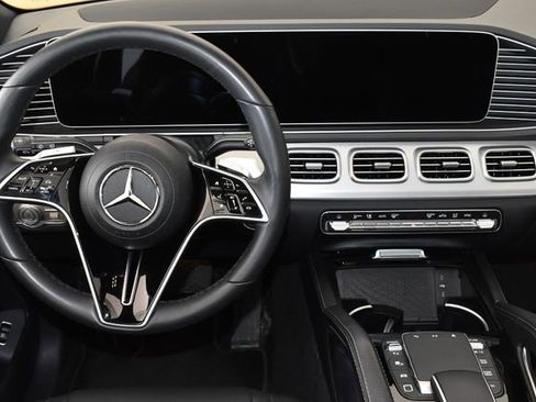 Used 2025 Mercedes-Benz GLE 350 4MATIC image 16