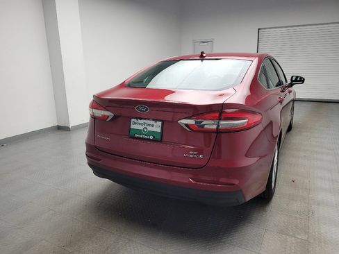 Used 2019 Ford Fusion SE FWD image 7