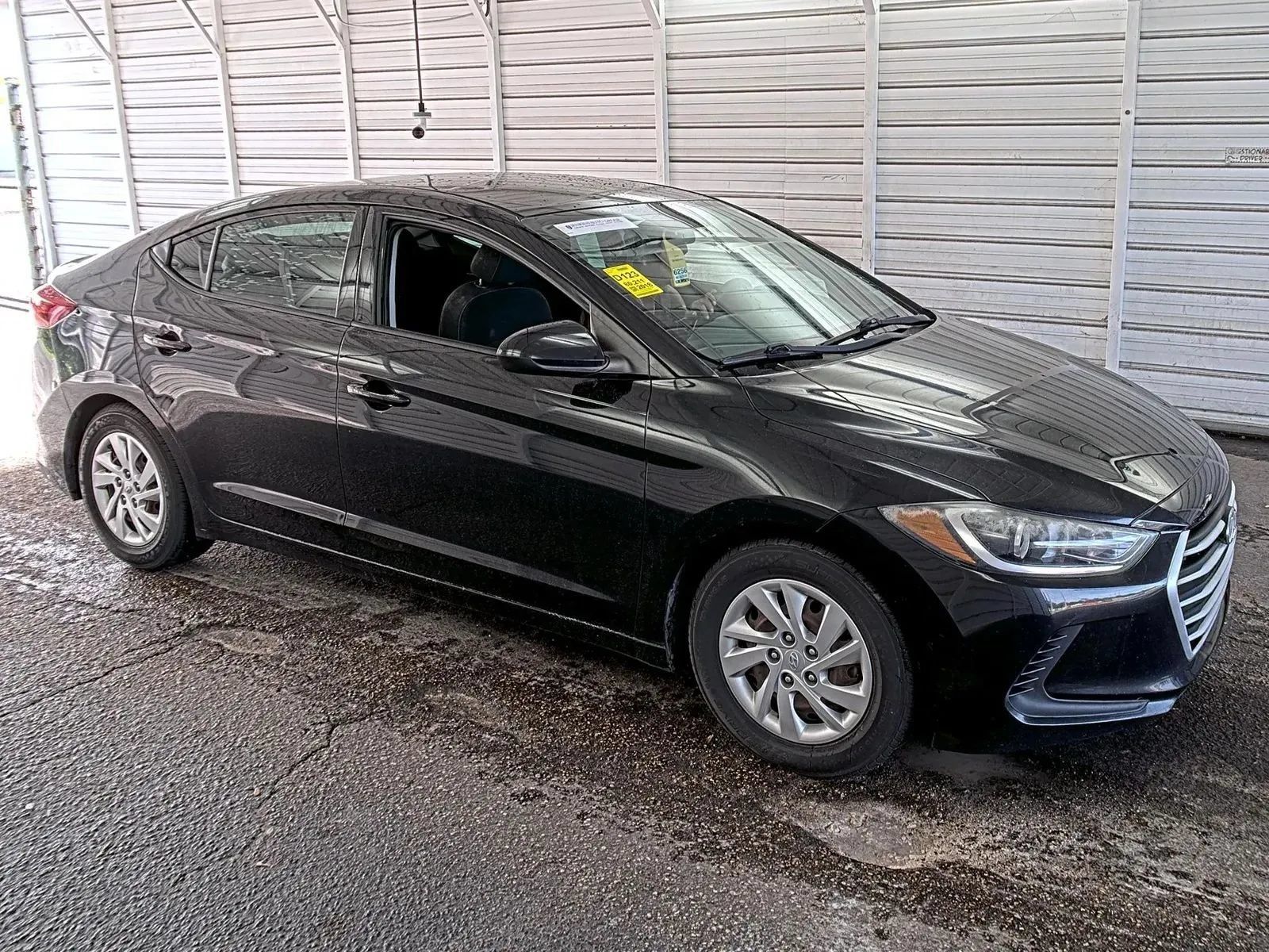 Used 2018 Hyundai Elantra SE FWD image 6