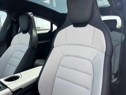 New 2025 Porsche Taycan 4S image 5