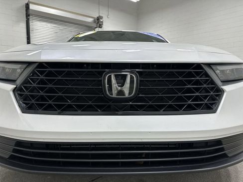 Used 2024 Honda Accord EX image 10