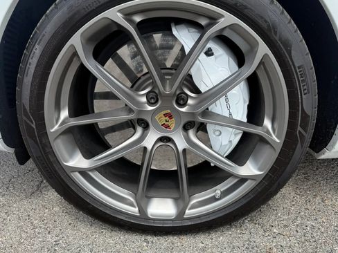 Used 2022 Porsche Cayenne Turbo AWD/4WD image 11